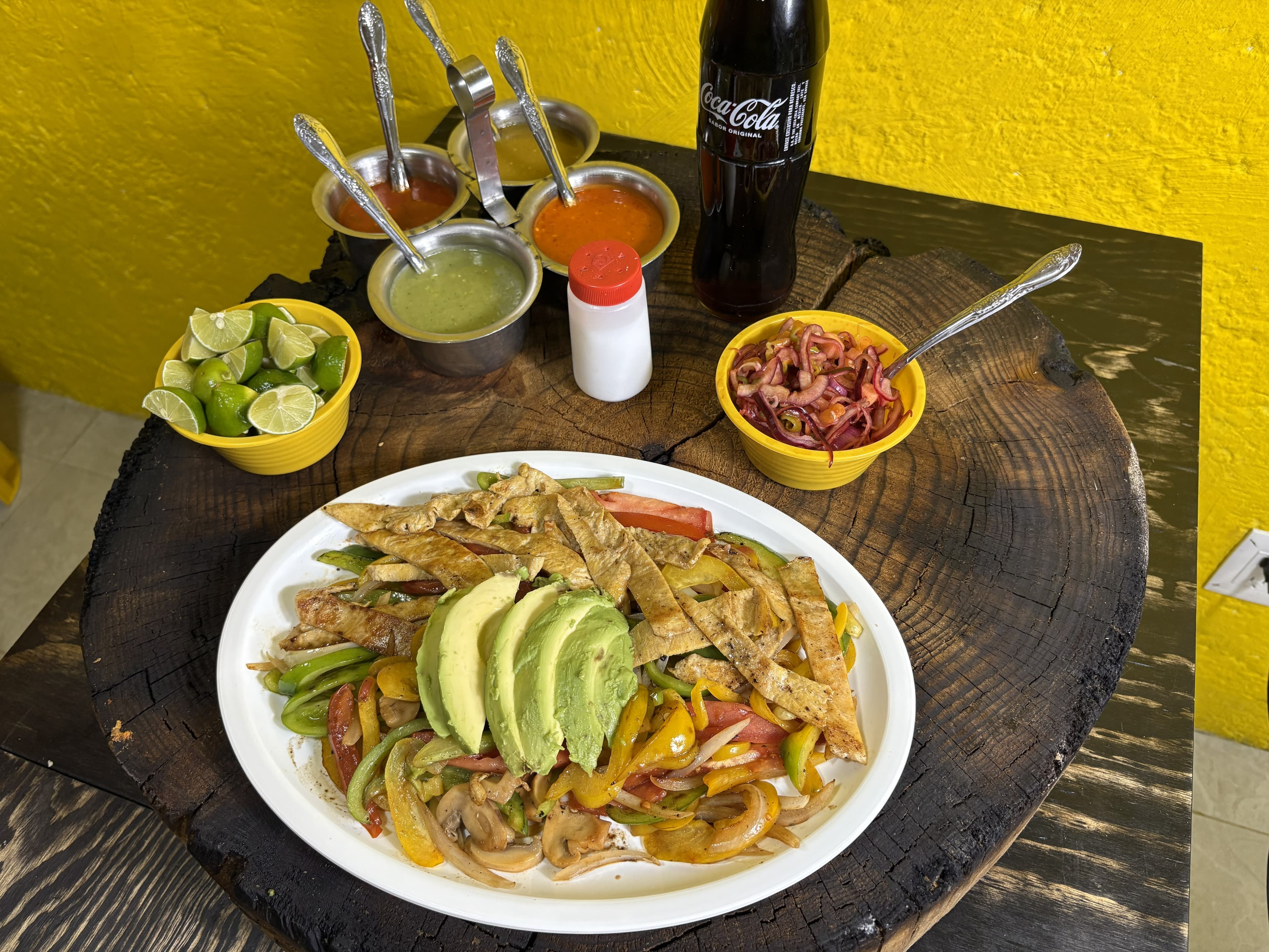 Platillo de Taquería Los Torres - Tacos y comida mexicana 6